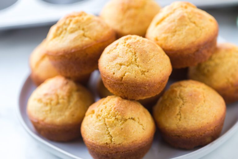 Easy Recipe for cornbread in a muffin pan