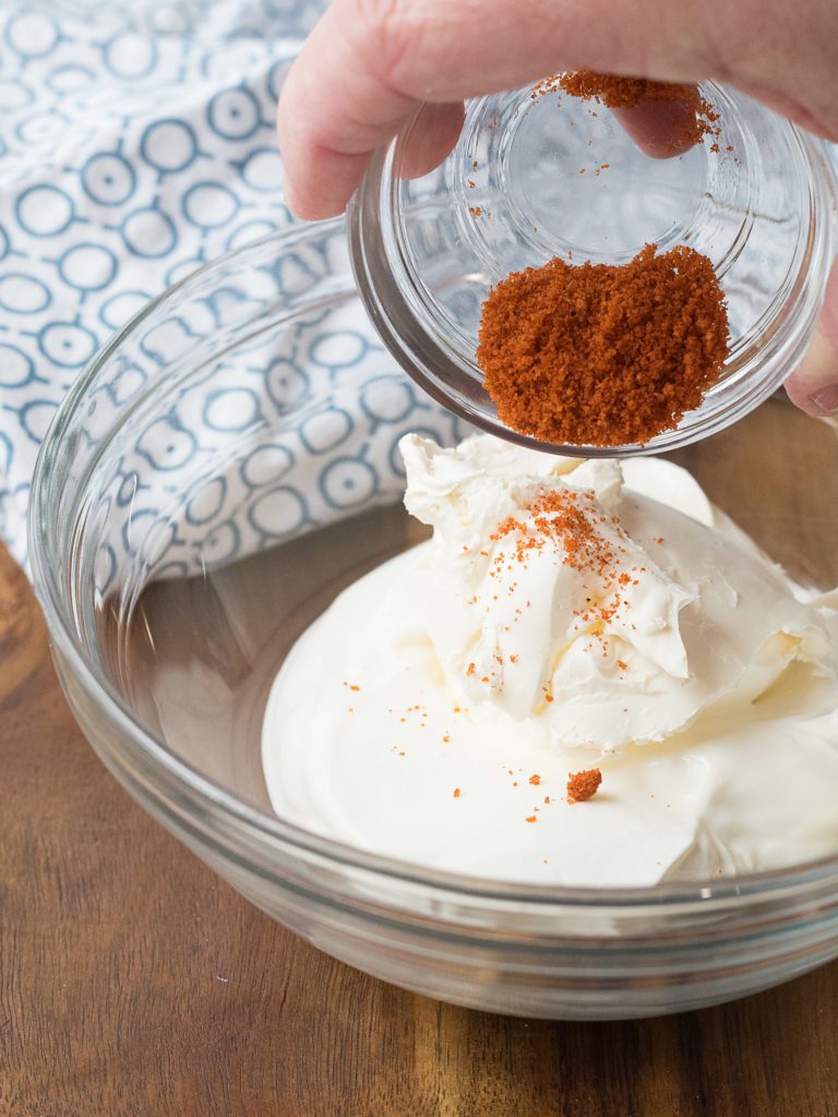 Easy Low Fat Spicy Cream Dip