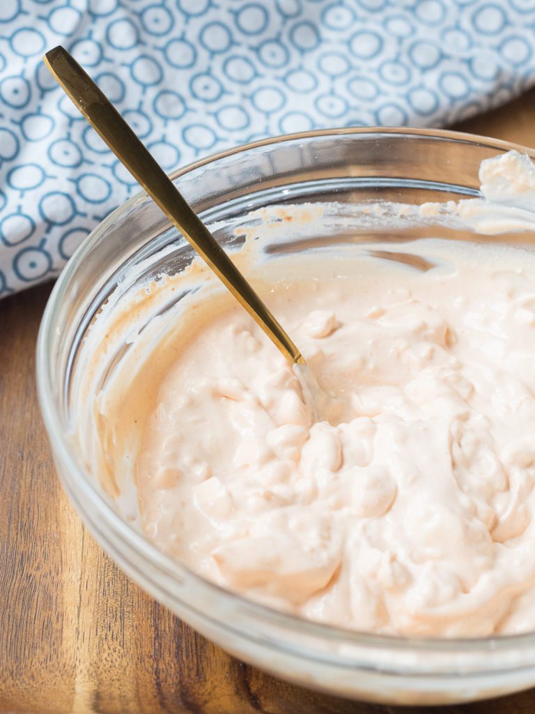 Easy Low Fat Spicy Cream Dip