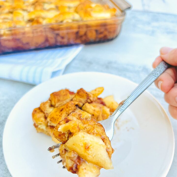 Cinnamon Rolls made with apple pie filling