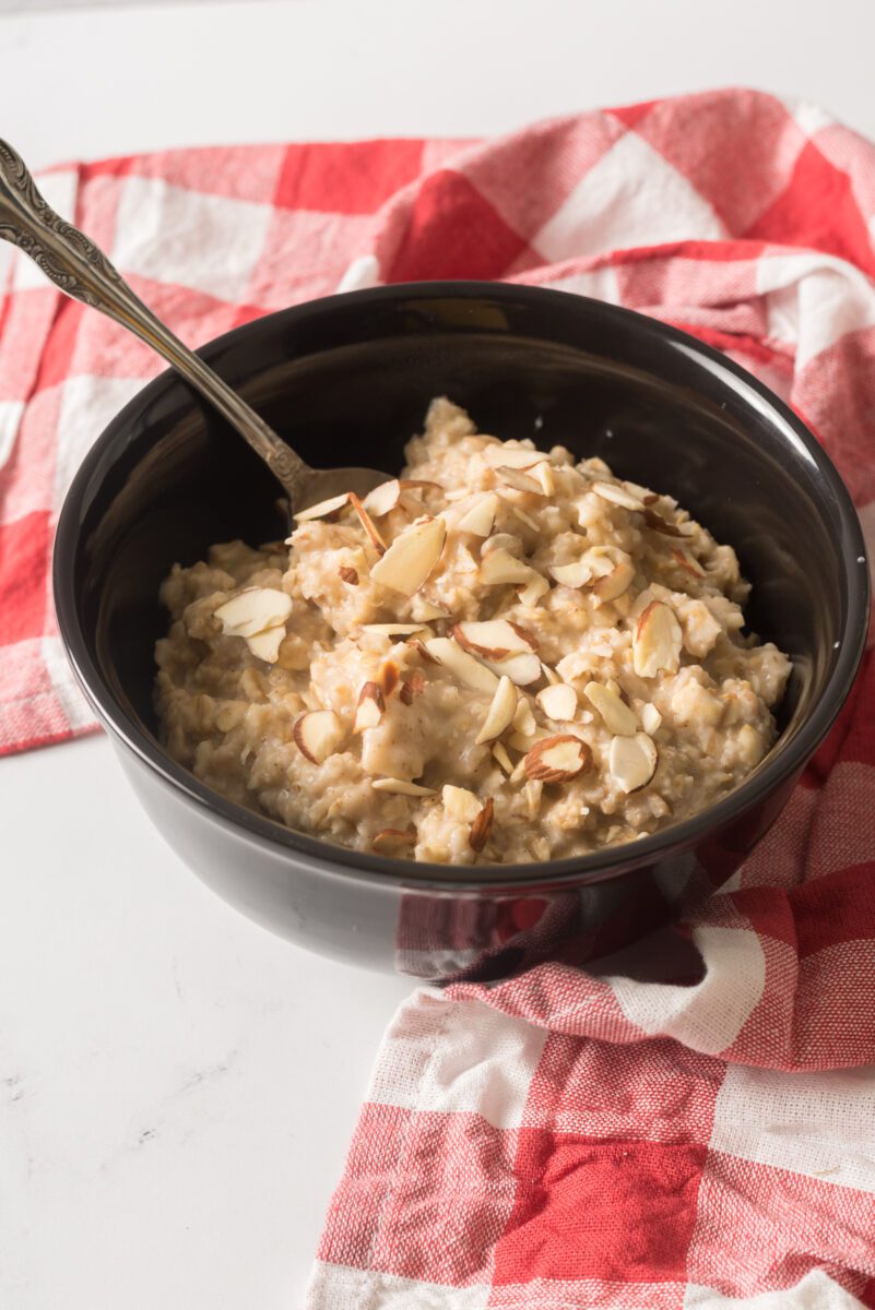 Super easy oatmeal made in minutes