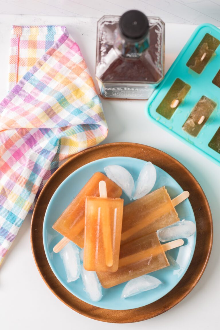 Boozy popsicles made with Sweet Tea and Lemonade with a kick of whiskey