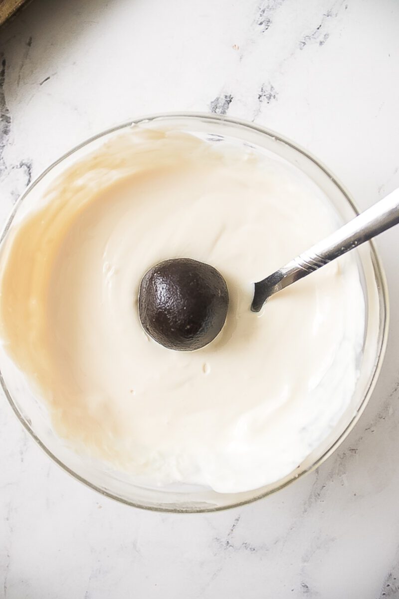 coating the oreo balls with cream batter