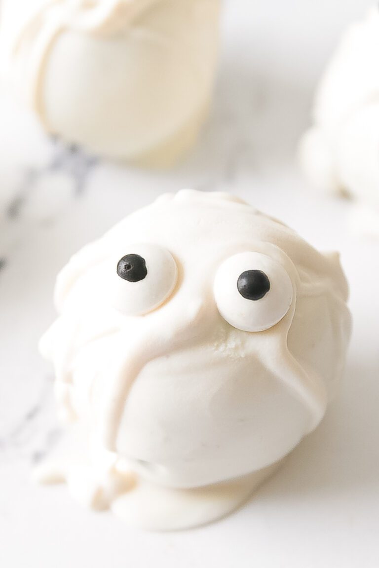 Halloween oreo balls
