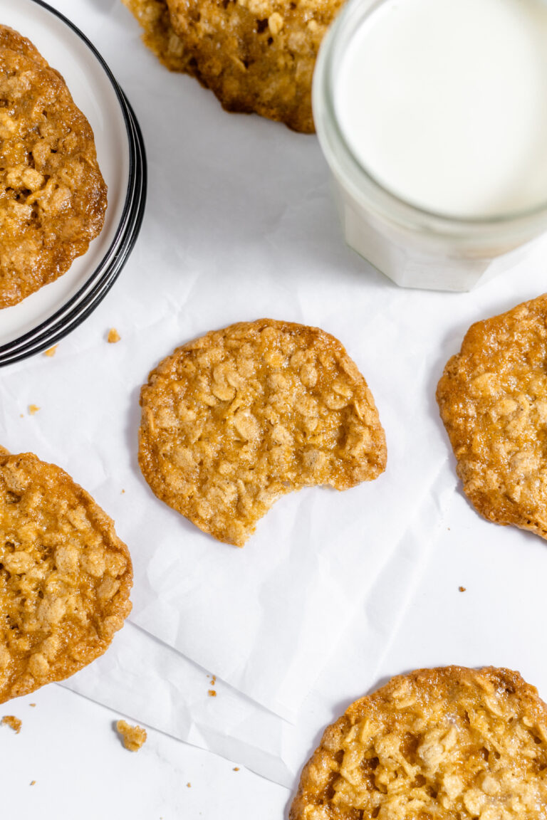 Crispy Oatmeal Cookies