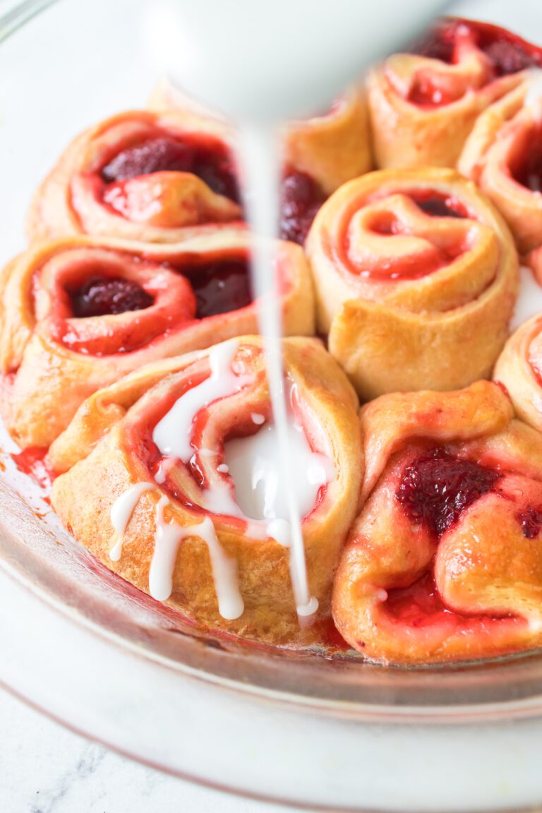 Easy Cinnamon Rolls that taste like strawberry cheesecakeStrawberry Cheesecake Cinnamon Rolls | The Wooden Spoon Effect