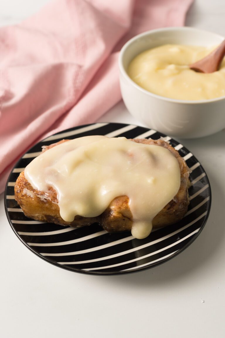 Simple heavy cream icing used for cinnamon rolls