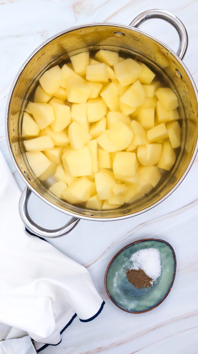 Easy Yukon Gold Mashed Potatoes